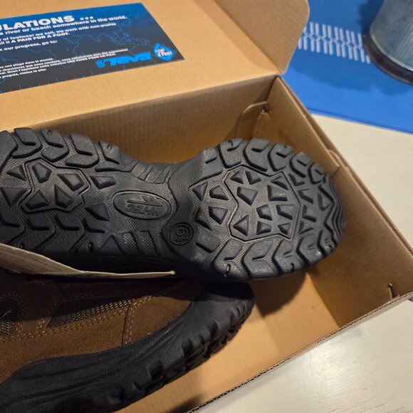 Teva Hi-Tec Sierra Hiking Boots NIB - Picture 4 of 4